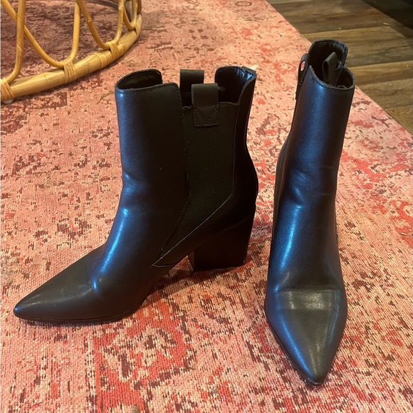 Kendall & Kylie Finigan Black Pointed Toe Ankle Booties, Size: 8, Vegan Leather - Picture 4 of 11